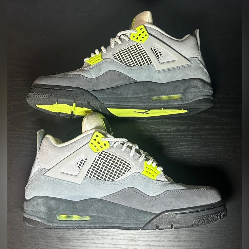 Size 12 - Jordan 4 Retro SE Neon 95
